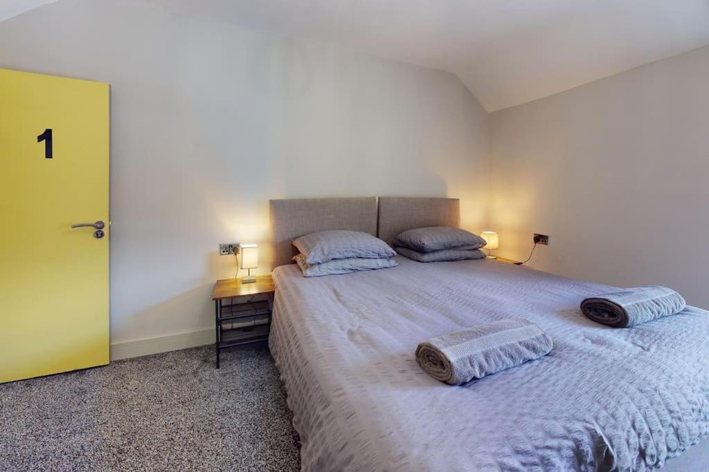 Вилла Neat Retreat Graig Понтипридд Экстерьер фото
